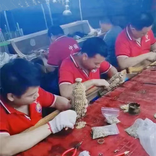 AG8亚洲游集团饰品厂剪铜工艺